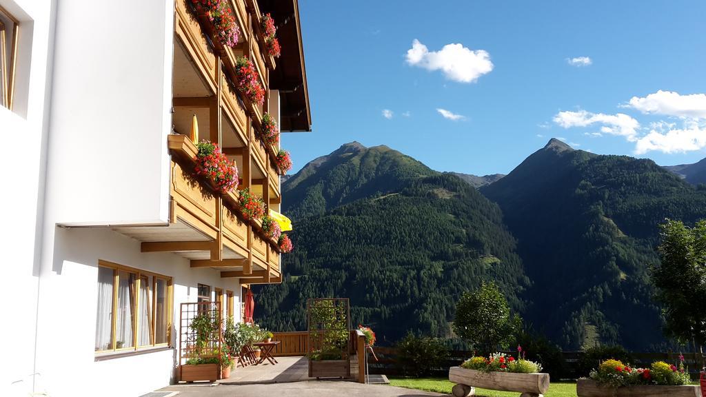 Gaestehaus Zedlacherhof Matrei in Osttirol Esterno foto